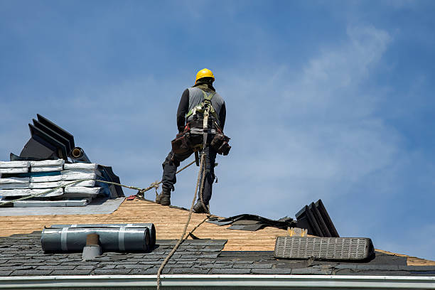 Professional Roof Installation technician working in Bloomington, IL